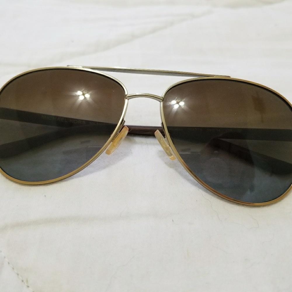 Micheal Kors Aviator